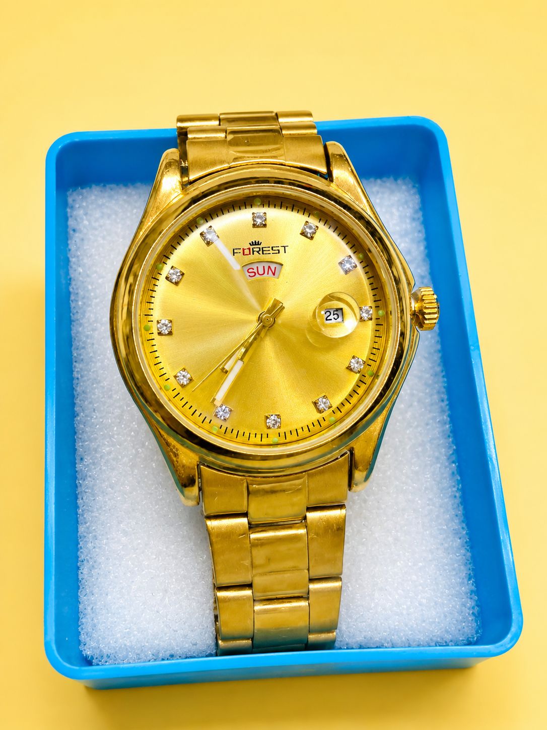 Forest watch (men)  with 1 pc pen (kalom) free and golden colour watch chain
